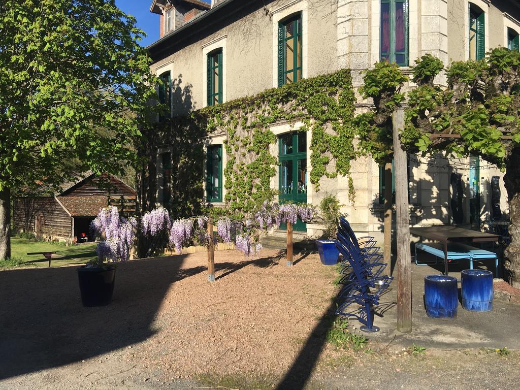 Auberge Magnette Audes Exteriör bild